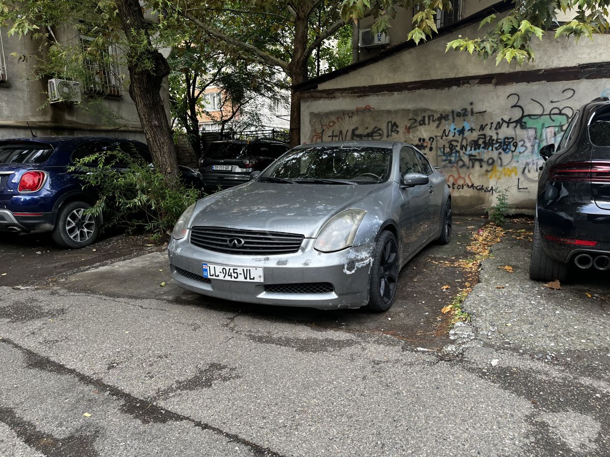 Infiniti G 35 2003 — photo 2
