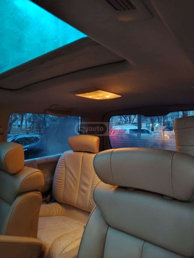 Nissan Elgrand 2003 — photo 2