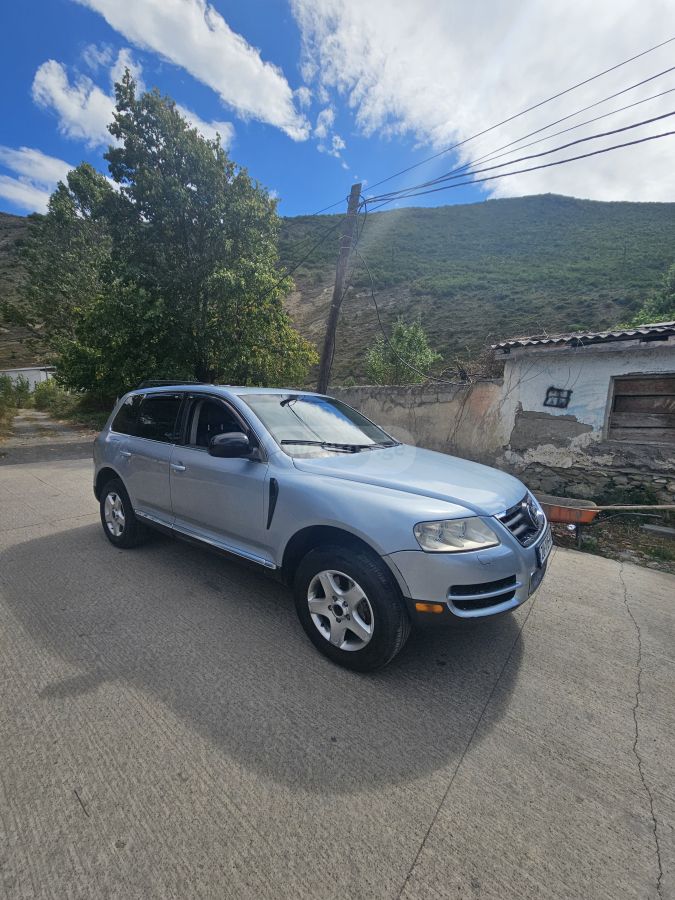 Volkswagen Touareg 2004 — photo 2