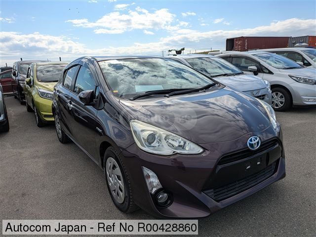 Toyota Aqua 2017 — photo 2