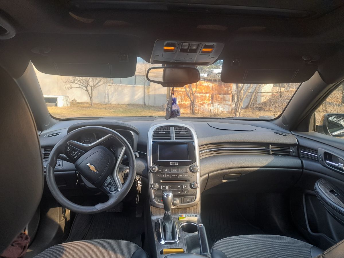 Chevrolet Malibu 2014 — photo 2