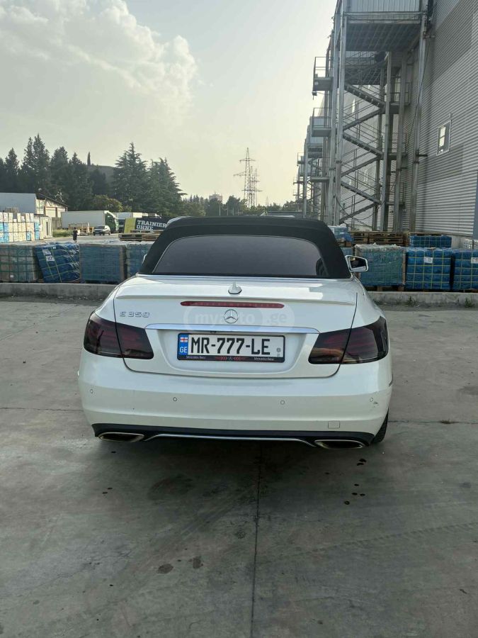Mercedes-Benz E 350 2014 — photo 2