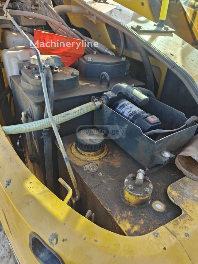 Hino D155AX 2017 — photo 2