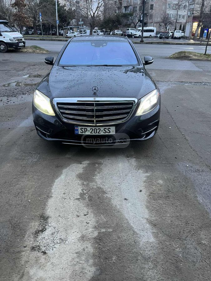 Mercedes-Benz S 600