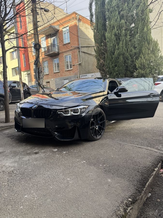 BMW M4