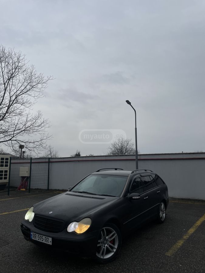 Mercedes-Benz C 240 2002 — photo 2