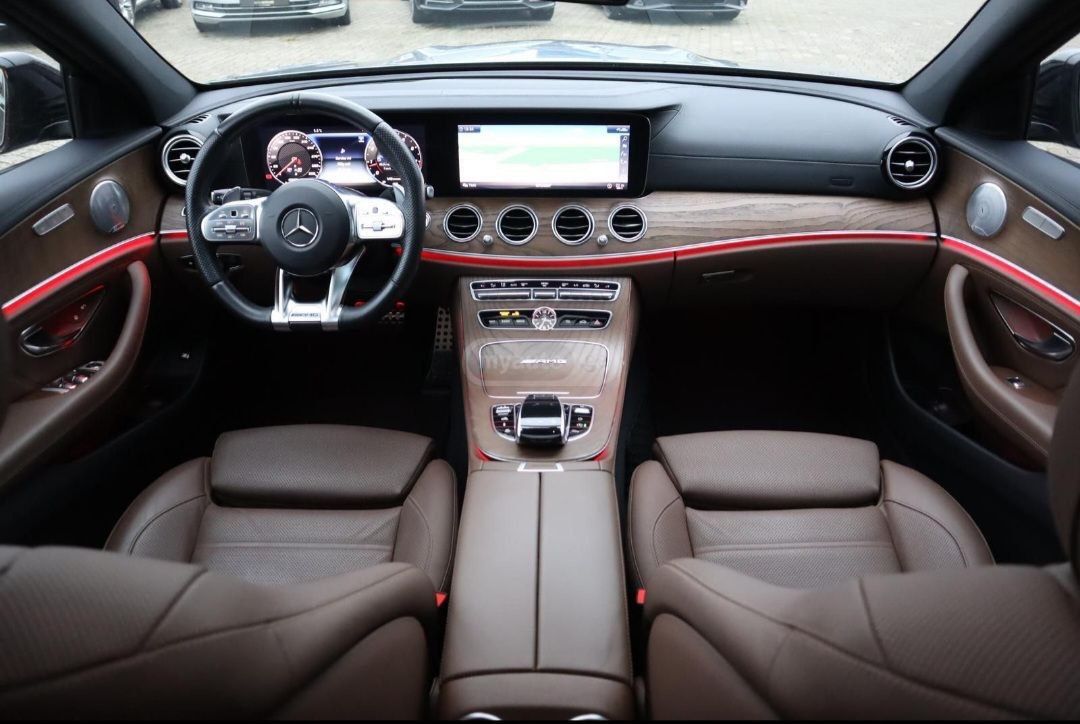 Mercedes-Benz E 63 AMG 2019 — photo 2