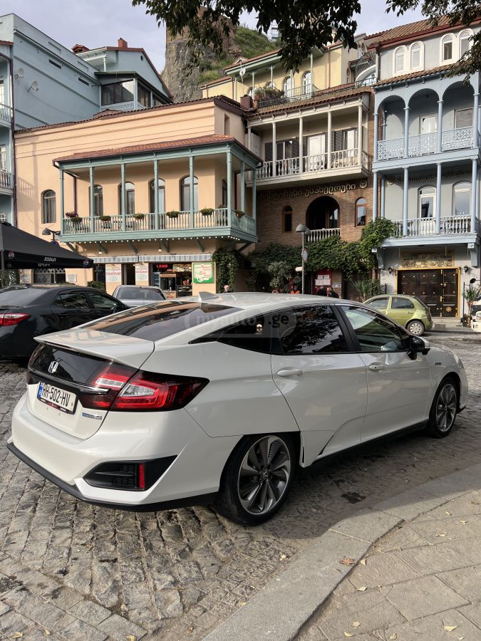 Honda Accord 2017 — photo 2