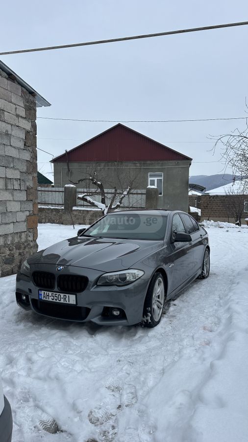 BMW 550 2014 — photo 2