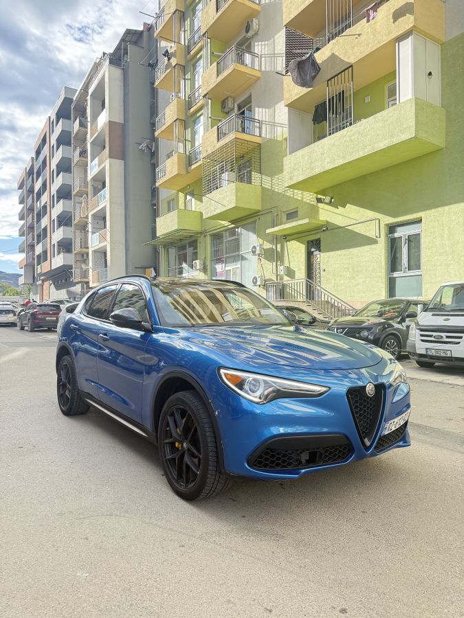 Alfa Romeo Stelvio 2019 — photo 2