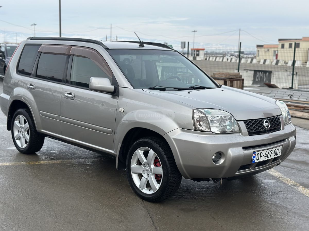 Nissan X-Trail 2005 — photo 2