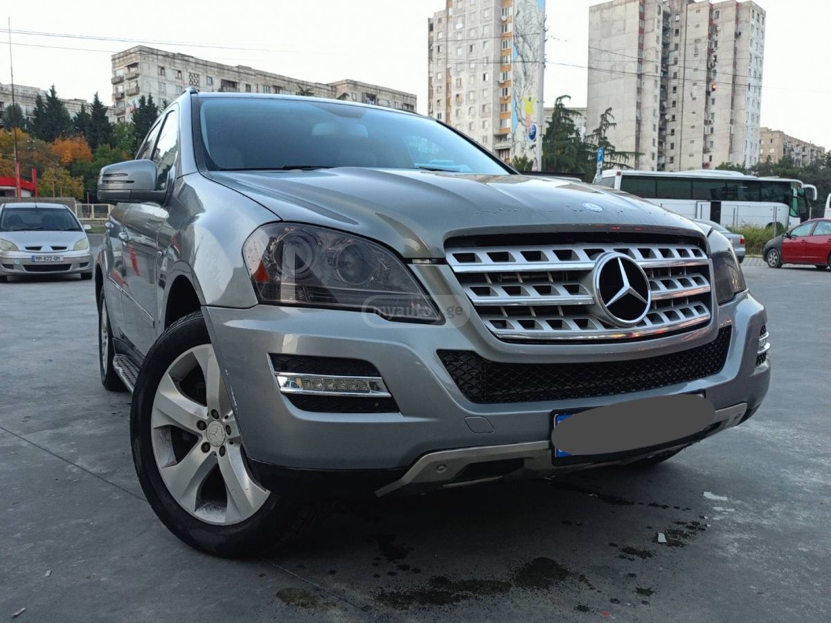 Mercedes-Benz ML 350