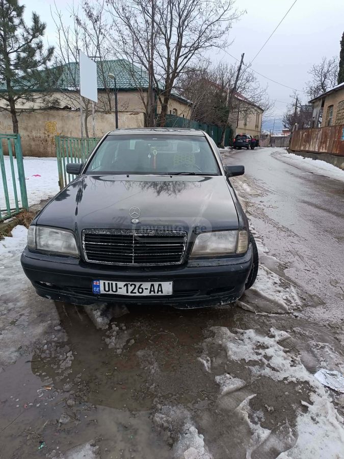 Mercedes-Benz C 180 1994 — photo 2