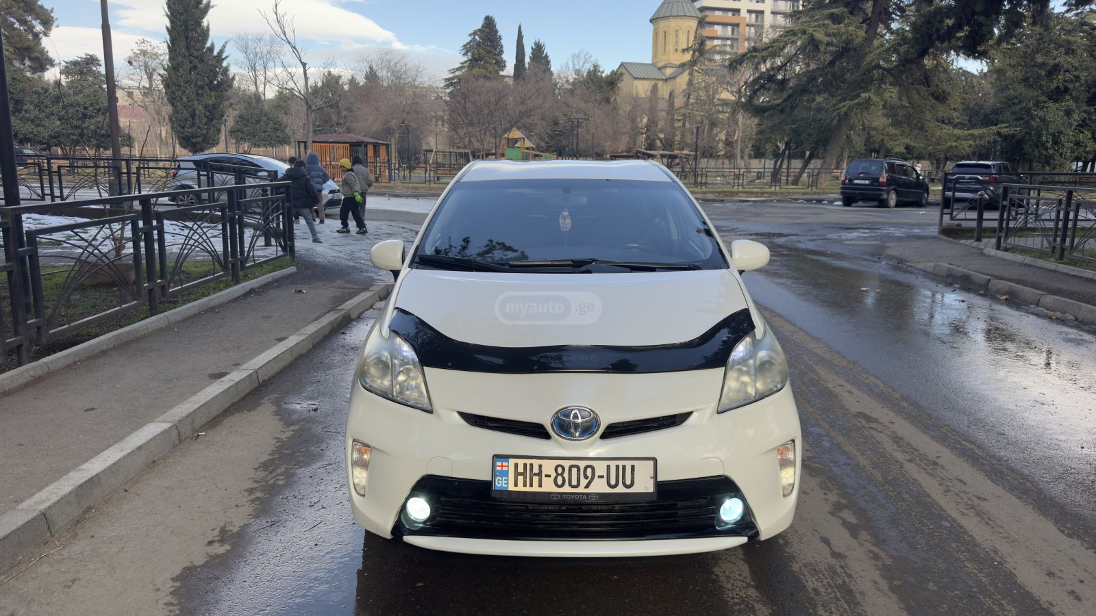 Toyota Prius 2012 — photo 2