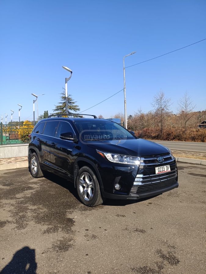 Toyota Highlander 2019 — photo 2