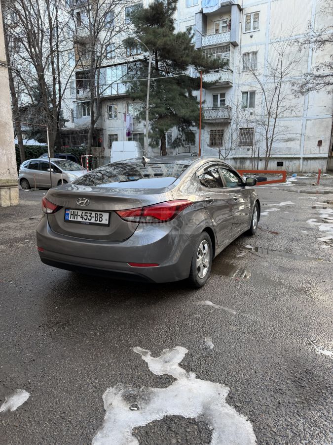 Hyundai Elantra 2014 — photo 2