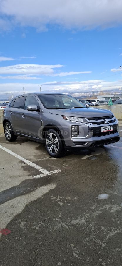 Mitsubishi Outlander Sport 2021 — photo 2