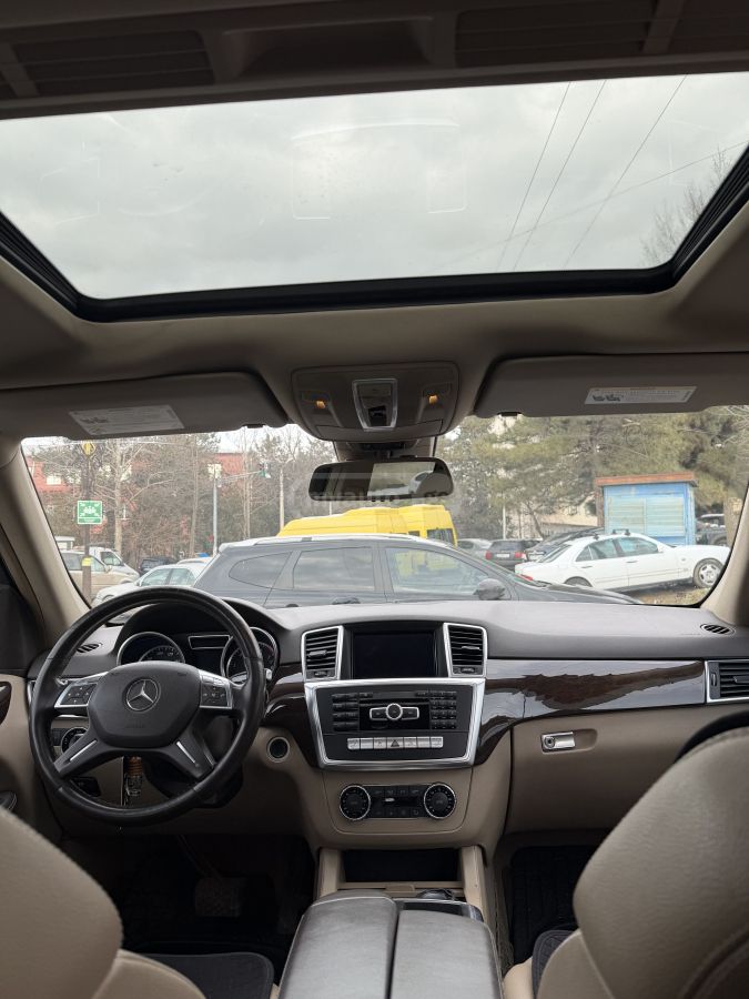 Mercedes-Benz ML 350