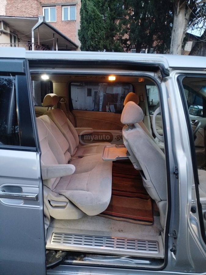 Honda Elysion 2005 — photo 2