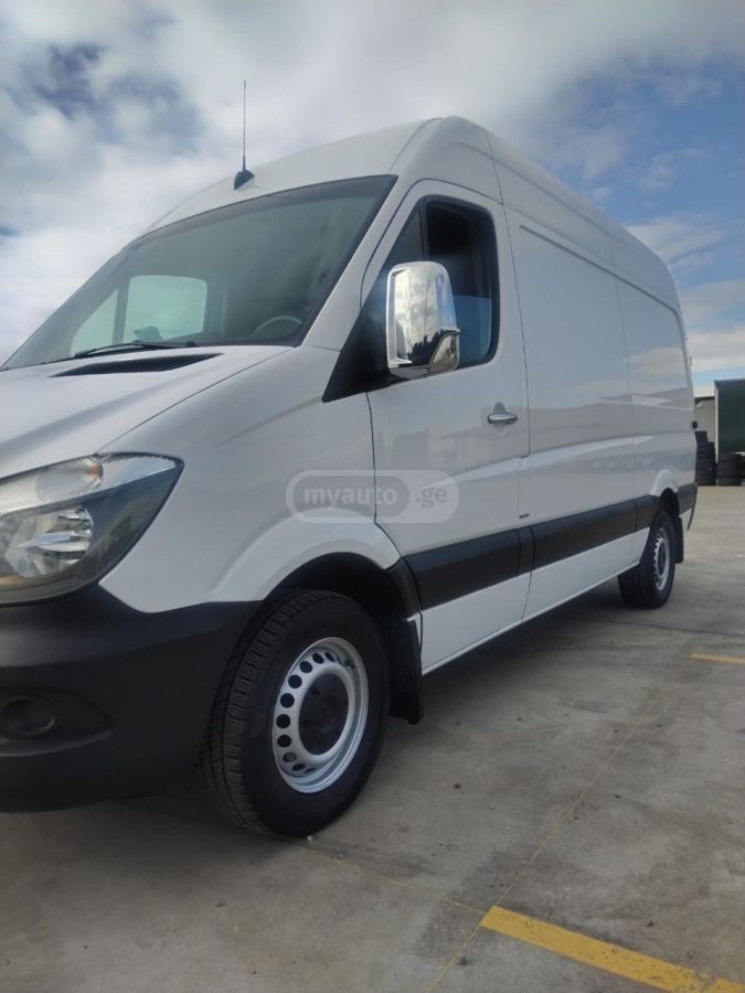 Mercedes-Benz Sprinter 2015 — photo 2