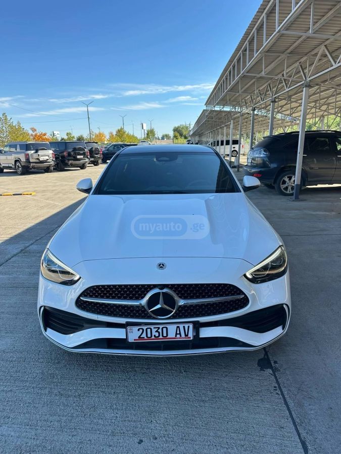 Mercedes-Benz C 260