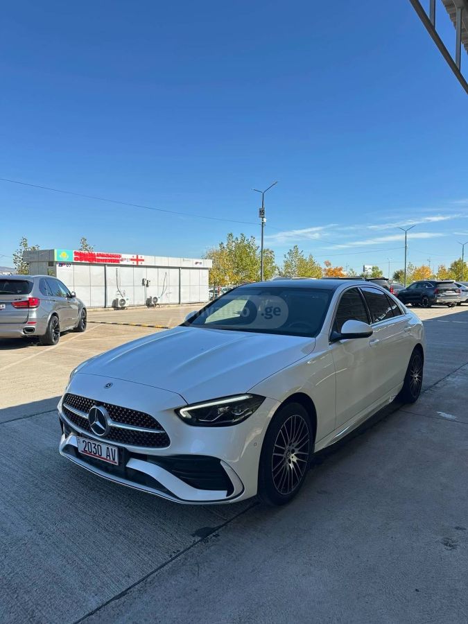 Mercedes-Benz C 260 2024 — photo 2