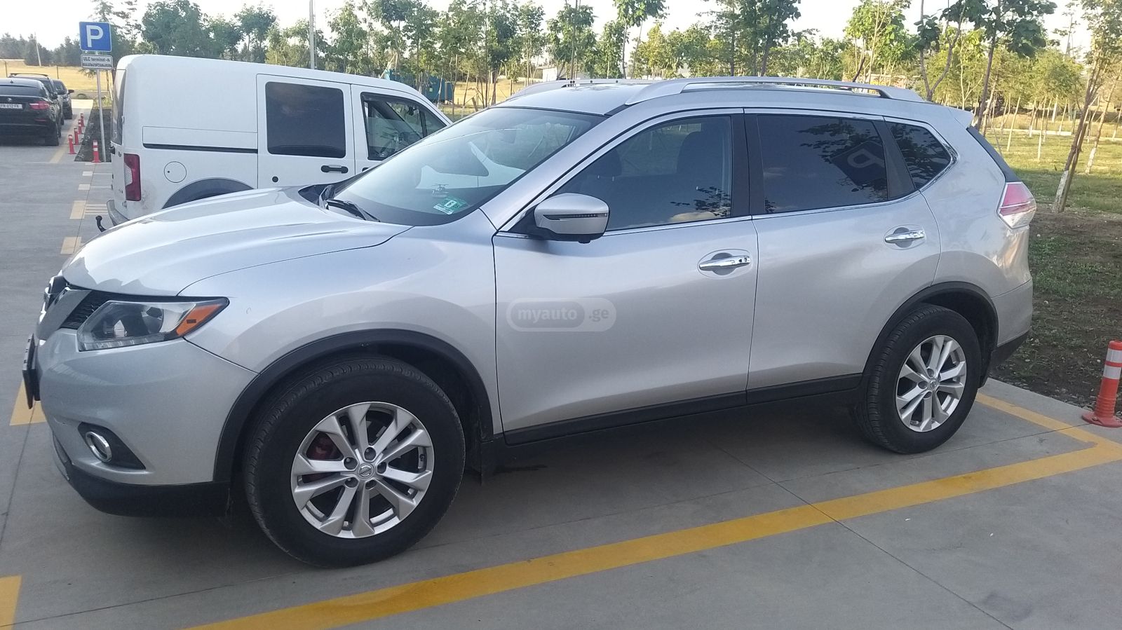 Nissan Rogue 2015 — photo 2