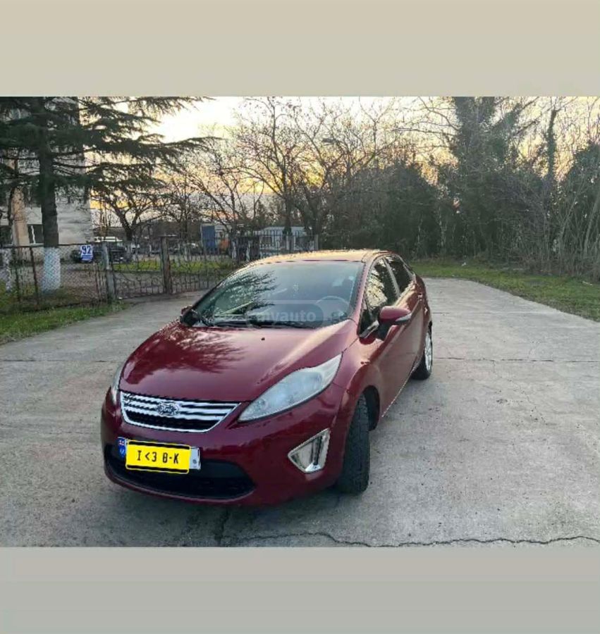 Ford Fiesta 2013 — photo 2
