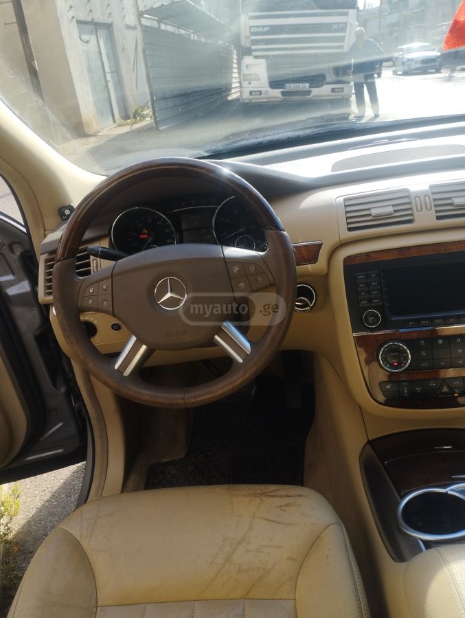 Mercedes-Benz R 500 2006 — photo 2
