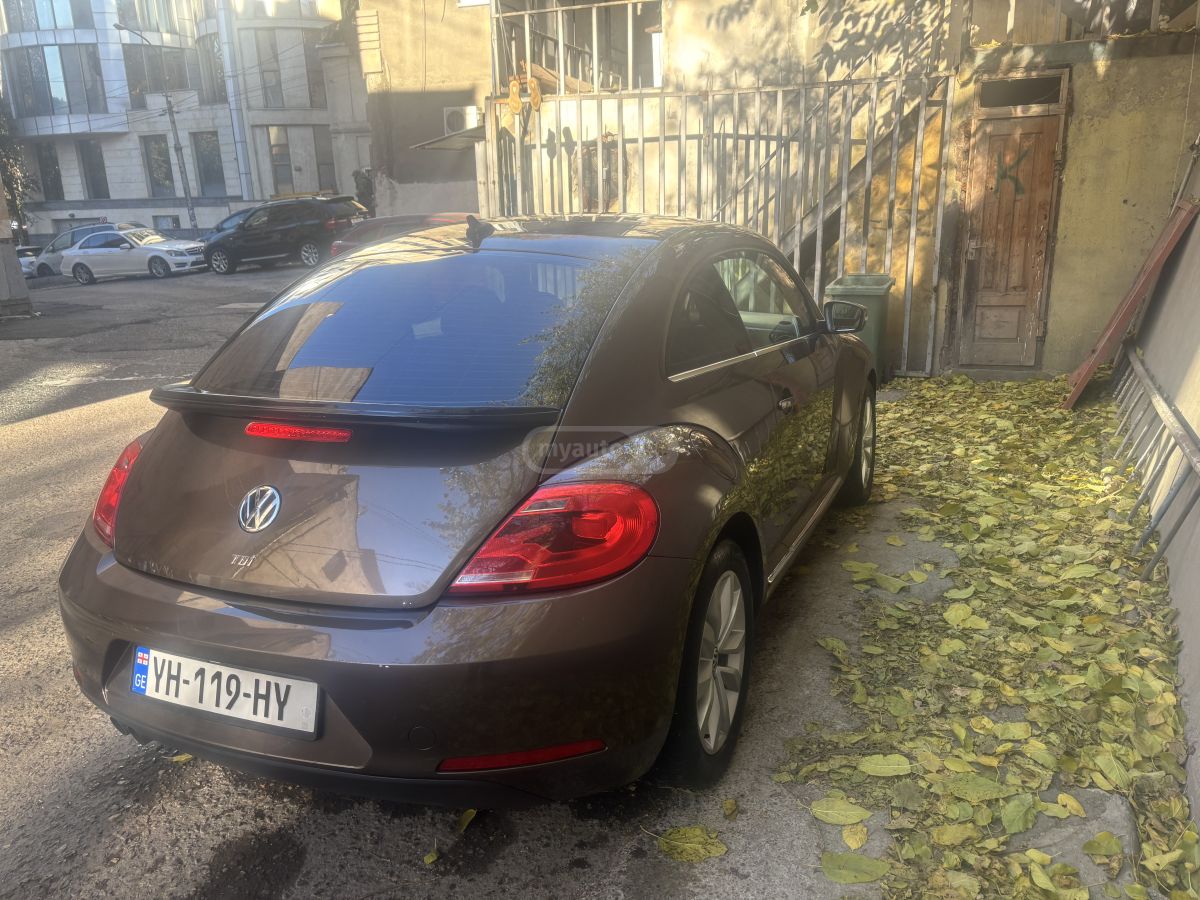 Volkswagen New Beetle 2013 — photo 2