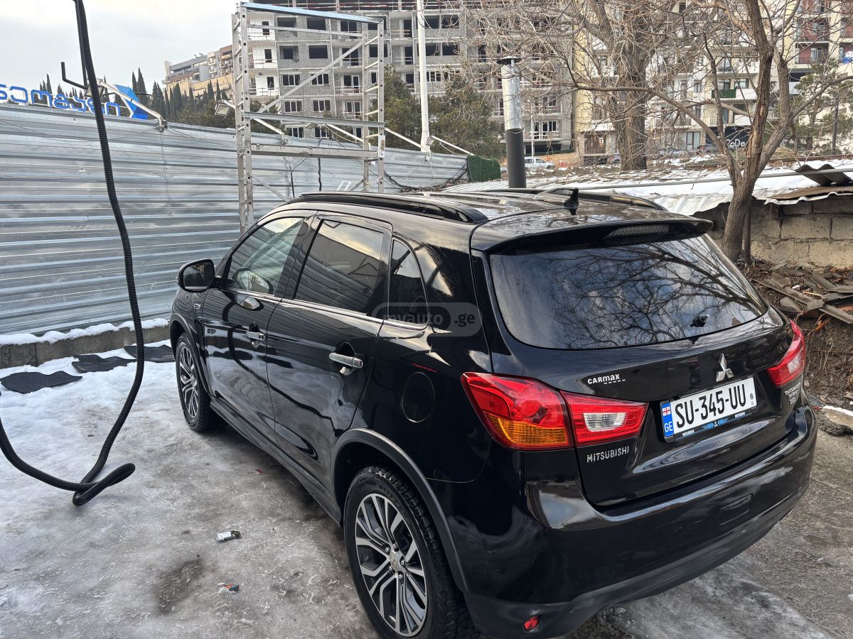 Mitsubishi Outlander Sport