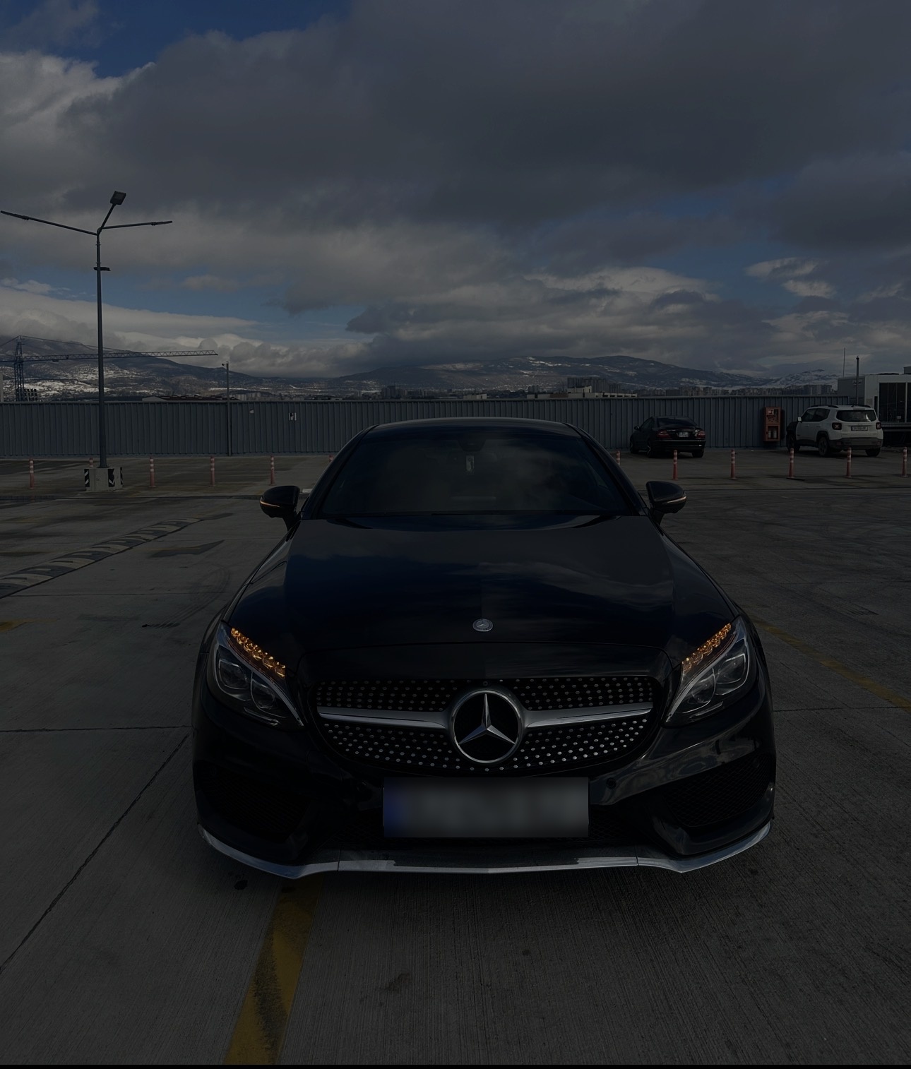 Mercedes-Benz C 300 2017 — photo 2