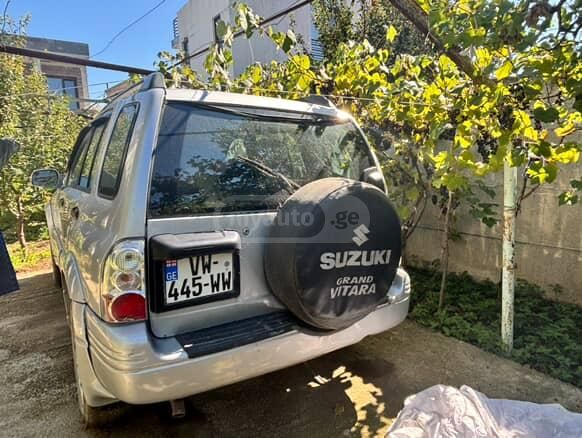 Suzuki Grand Vitara 2001 — photo 2