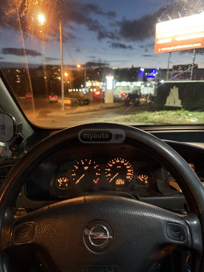 Opel Zafira