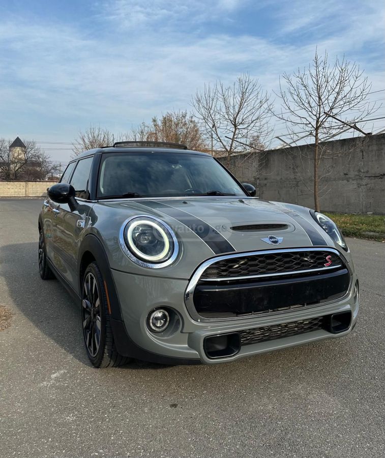 Mini Cooper 2017 — photo 2