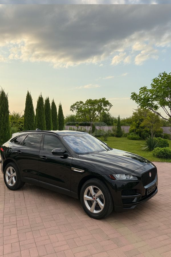 Jaguar F-Pace 2018 — photo 2