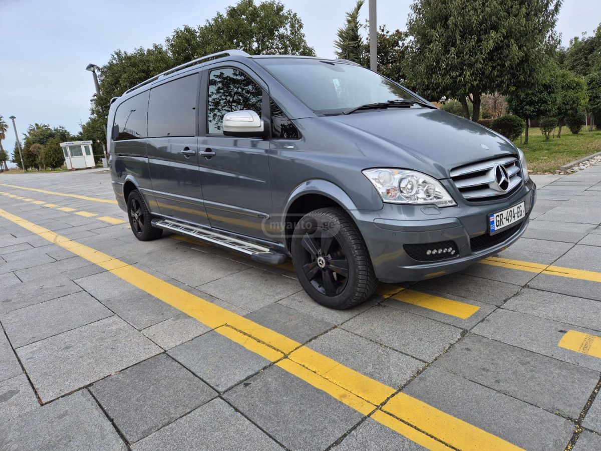Mercedes-Benz Viano