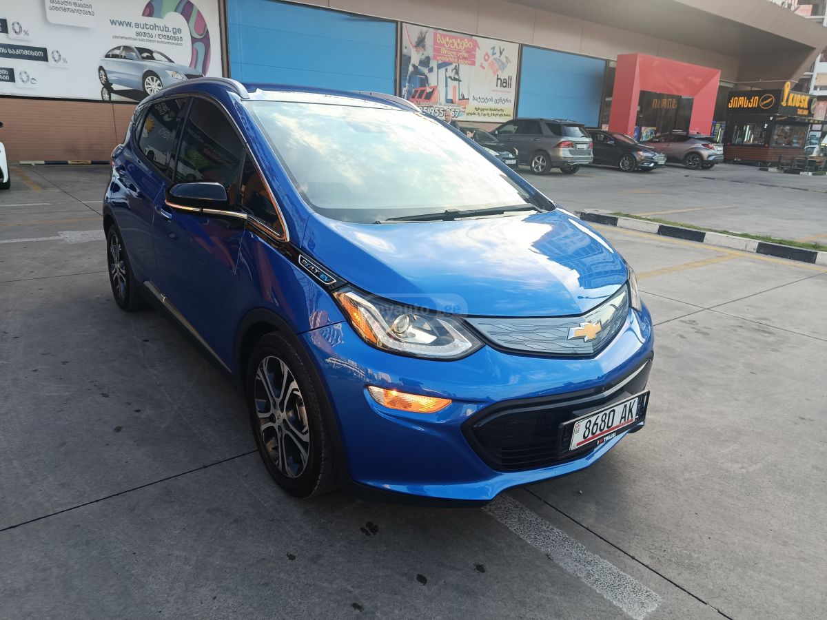 Chevrolet Bolt EV 2018 — photo 2