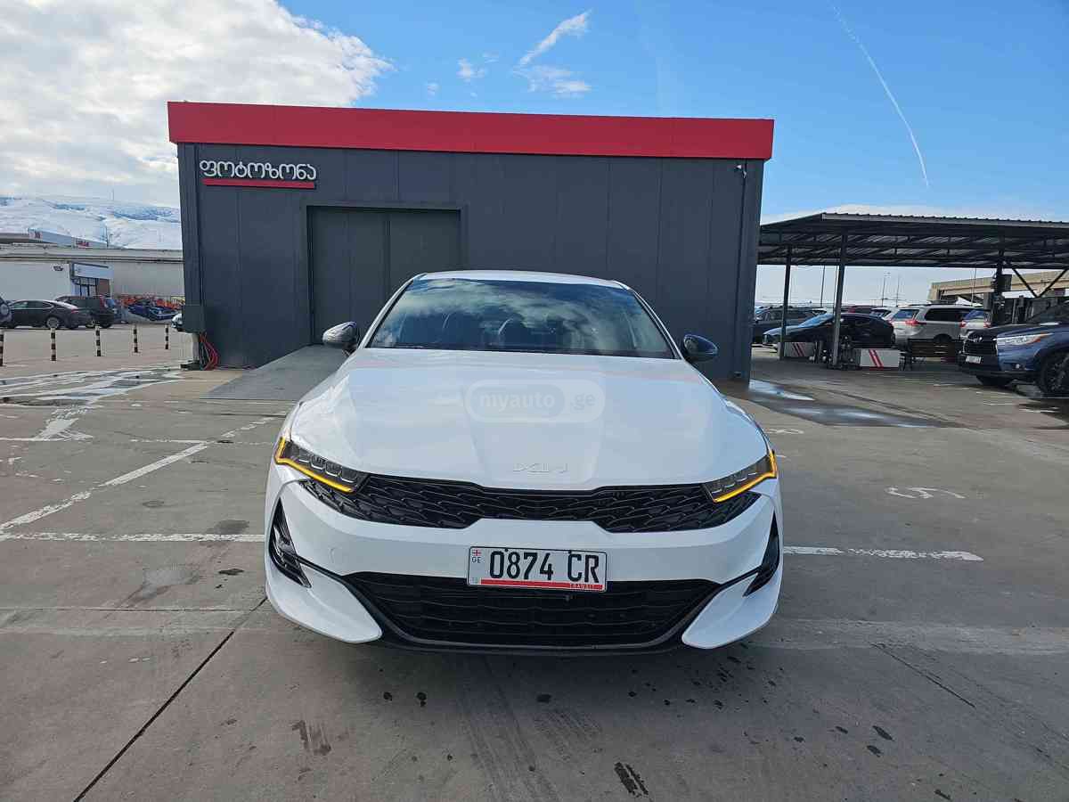 Kia Q 50 2022 — photo 2