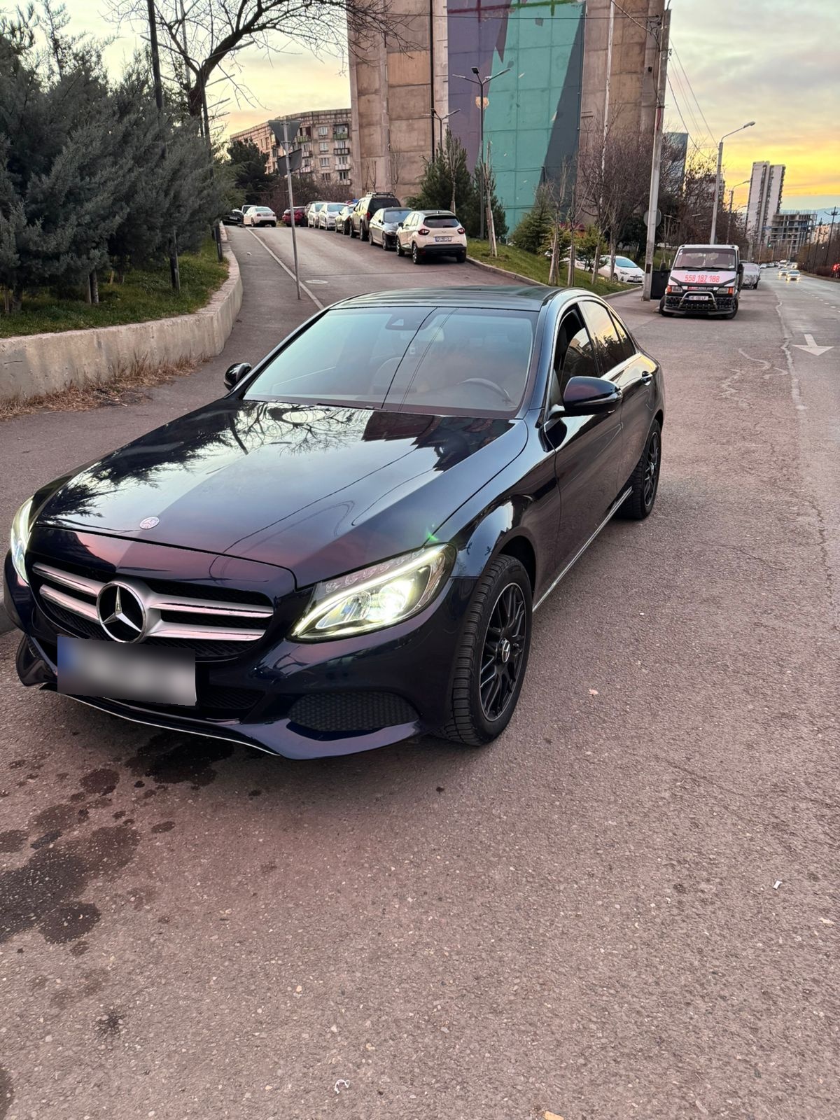Mercedes-Benz C 300 2016 — photo 2