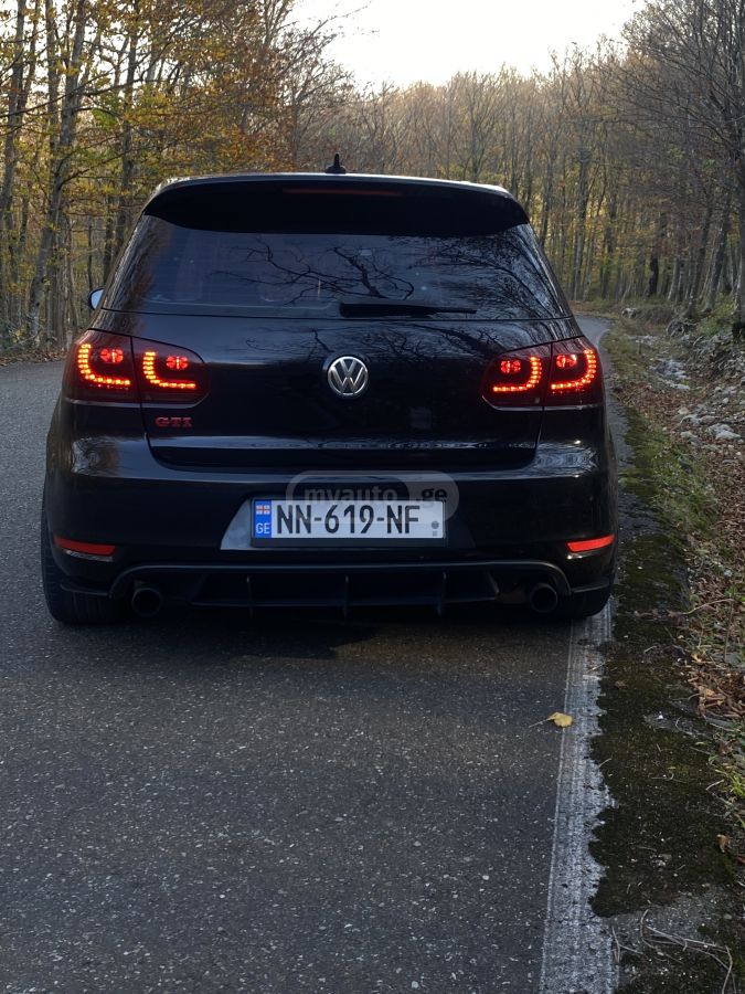 Volkswagen Golf 2012 — photo 2