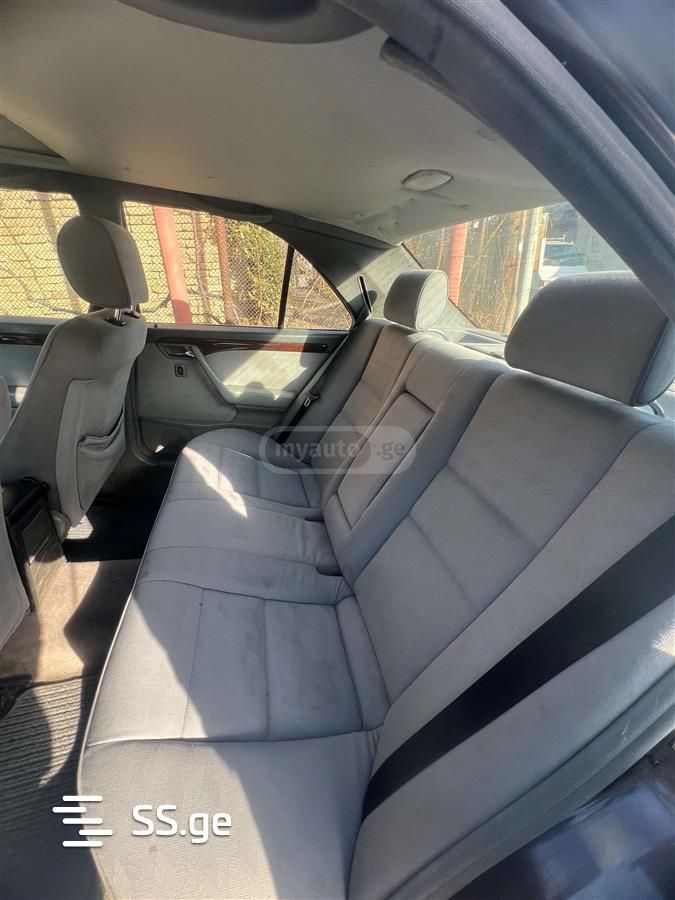 Mercedes-Benz C 180 1996 — photo 2