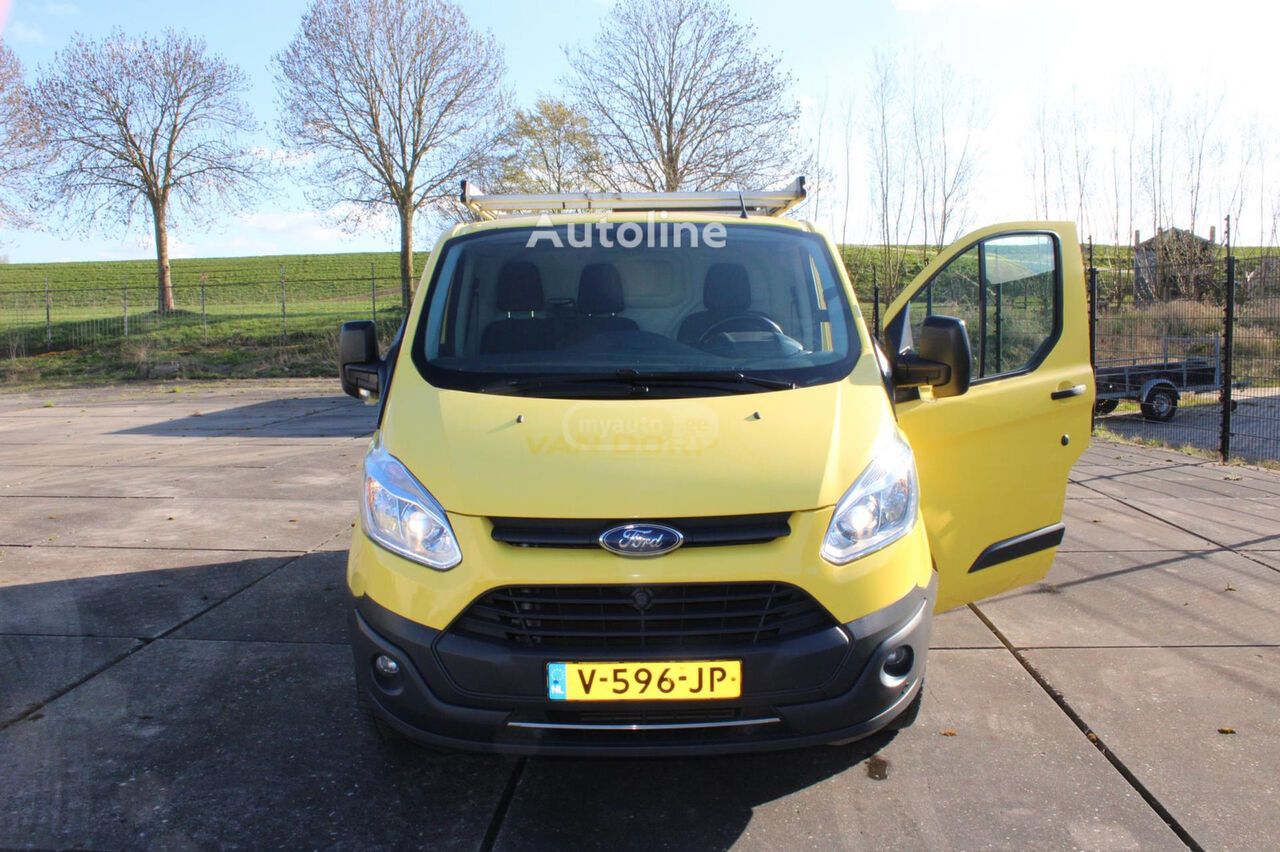 Ford Transit 2017 — photo 2