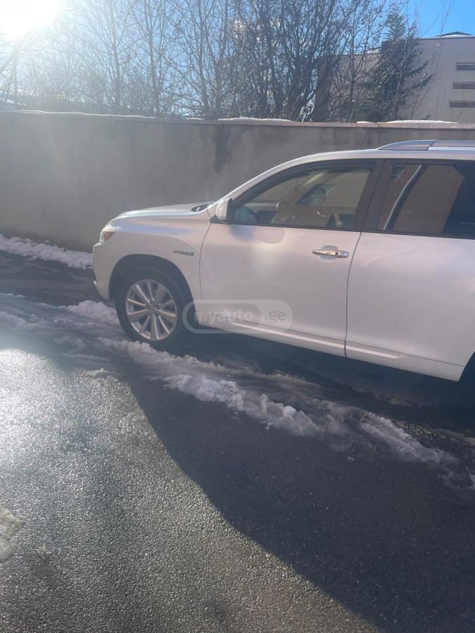 Toyota Highlander 2008 — photo 2