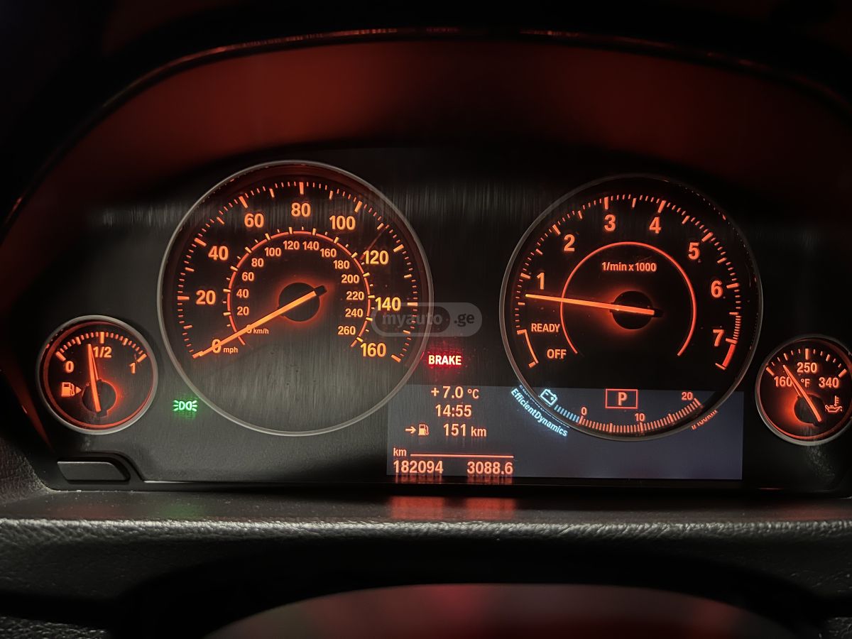 BMW 328 2014 — photo 2