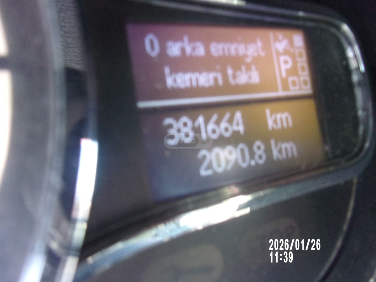 Renault Megane 2014 — photo 2