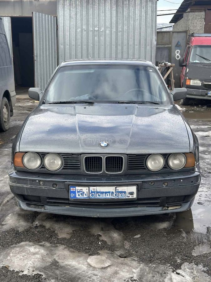 BMW 525 1989 — photo 2