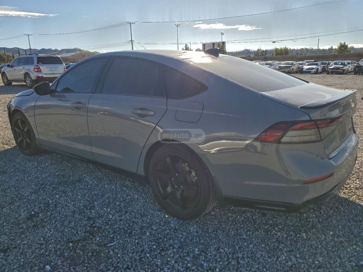 Honda Accord 2023 — photo 2