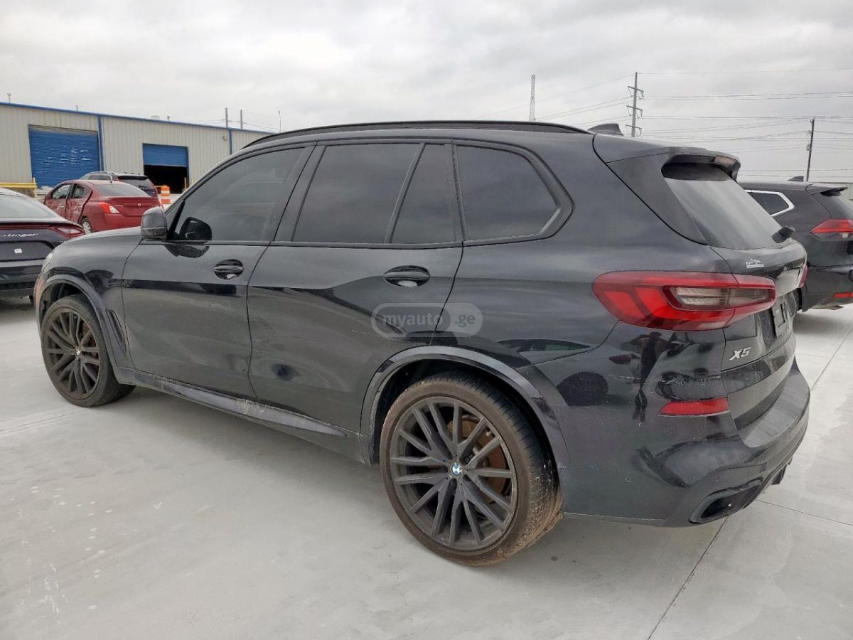 BMW X5 2022 — photo 2