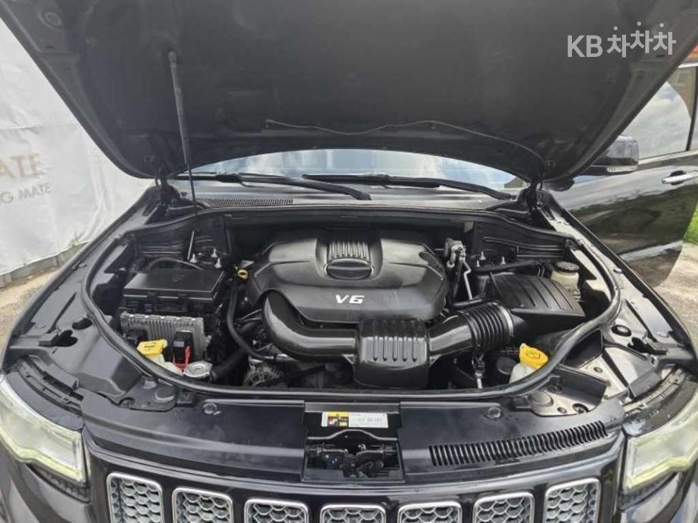Jeep Grand Cherokee 2015 — photo 2